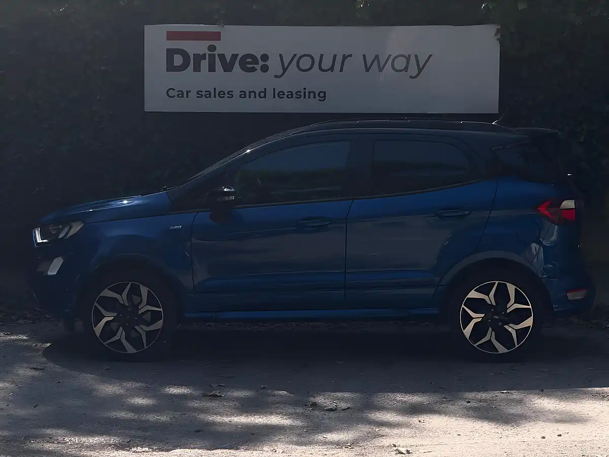 Used 2018 Ford Ecosport ST-Line Blue - Interior and Exterior details 8