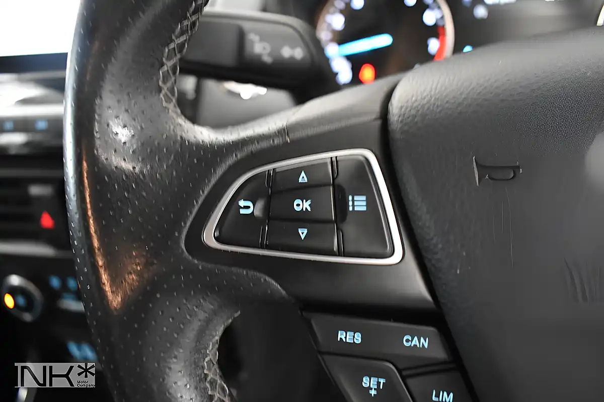 Used 2018 Ford Ecosport ST-Line Blue - Interior and Exterior details 12