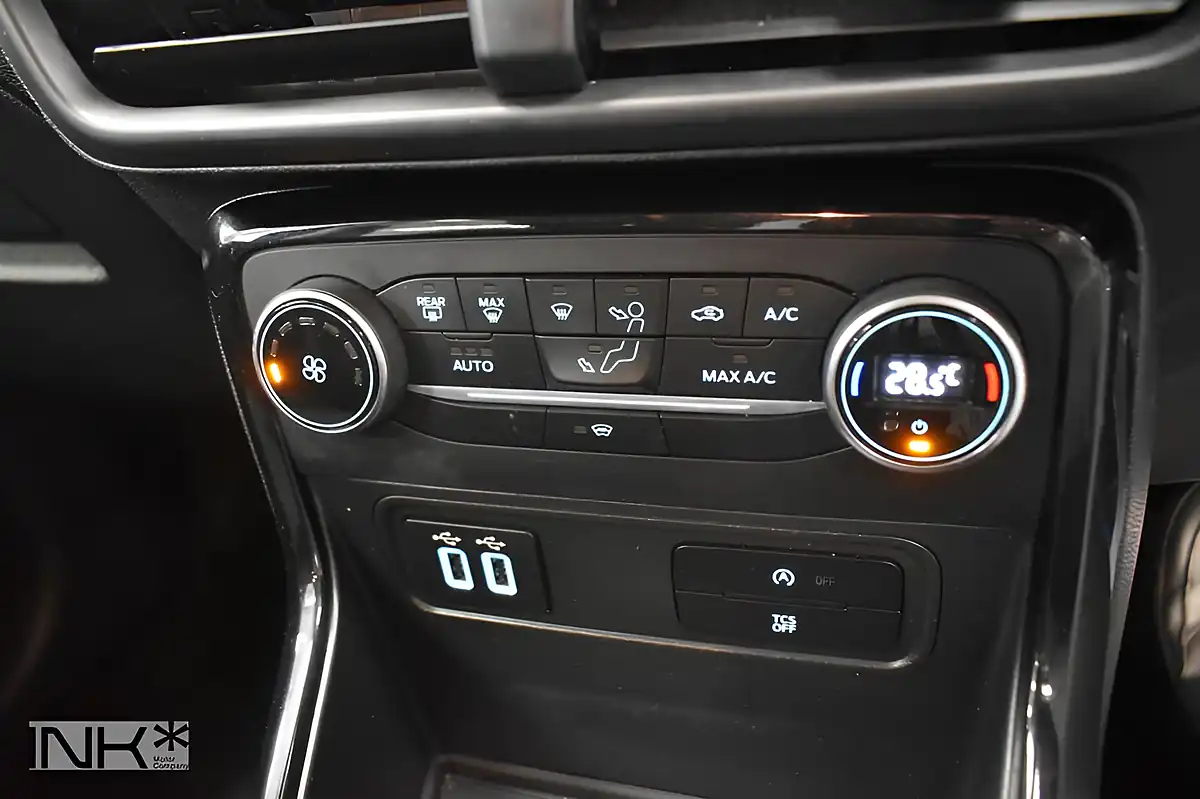Used 2018 Ford Ecosport ST-Line Blue - Interior and Exterior details 14