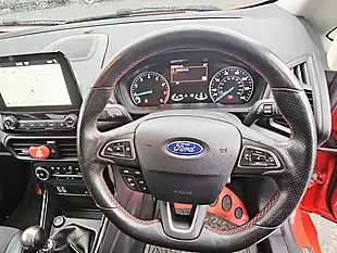 Used 2018 Ford Ecosport ST-Line Red - Interior and Exterior details 15