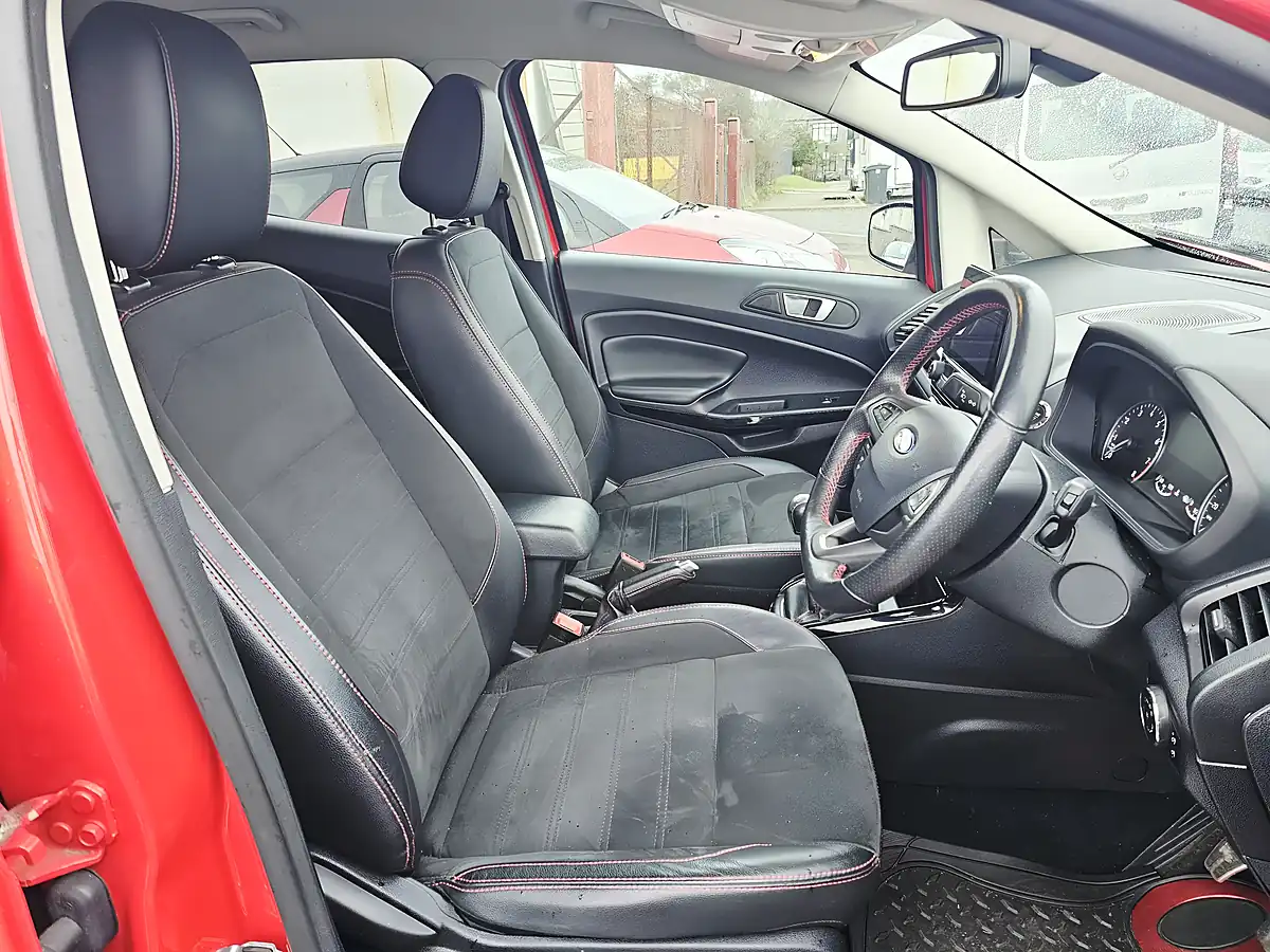 Used 2018 Ford Ecosport ST-Line Red - Interior and Exterior details 9