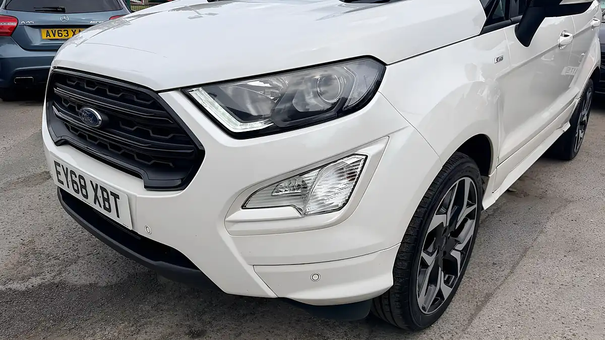 Used 2018 Ford Ecosport ST-Line White - Interior and Exterior details 17
