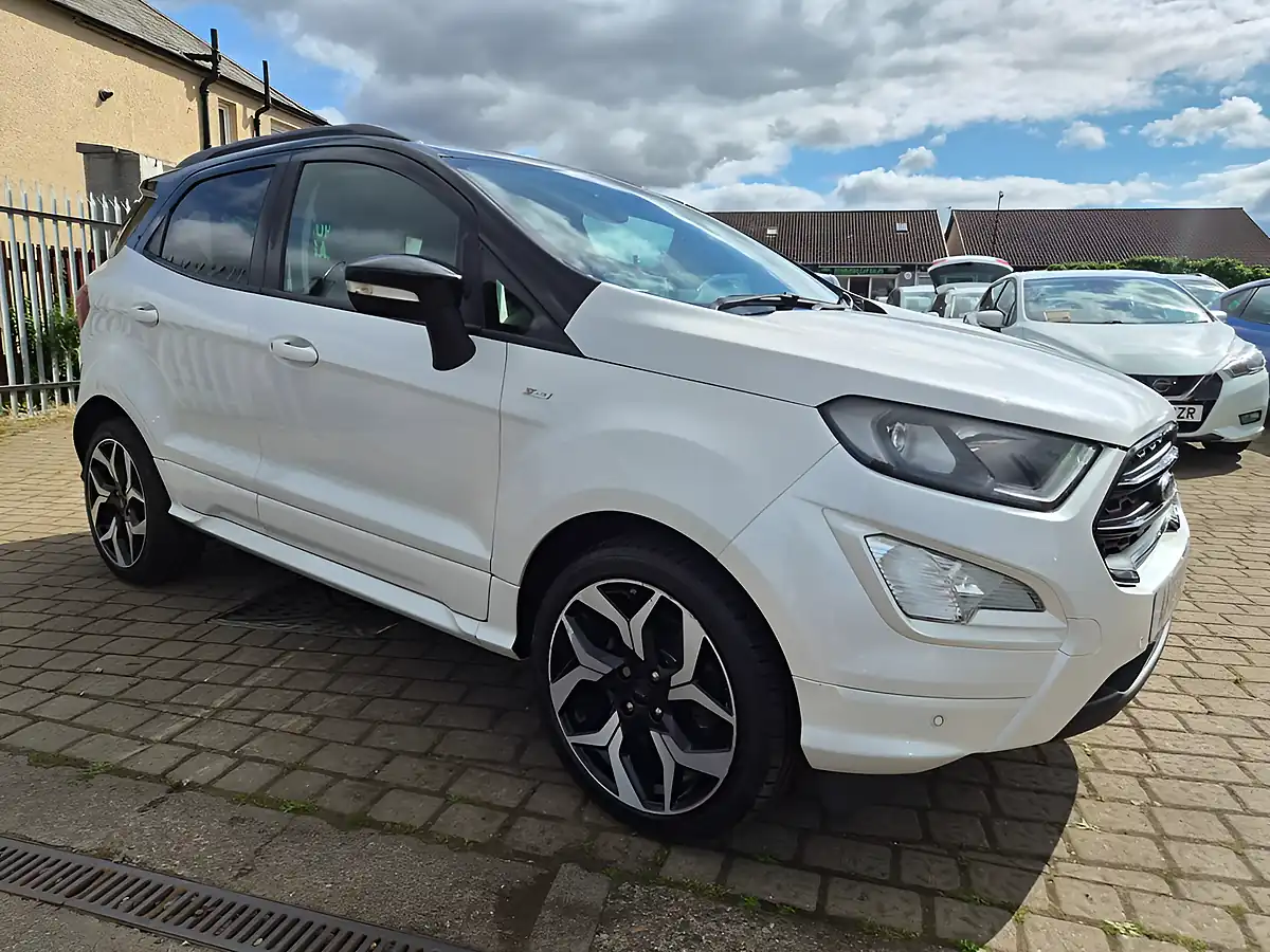 Used 2018 Ford Ecosport ST-Line White - Front View
