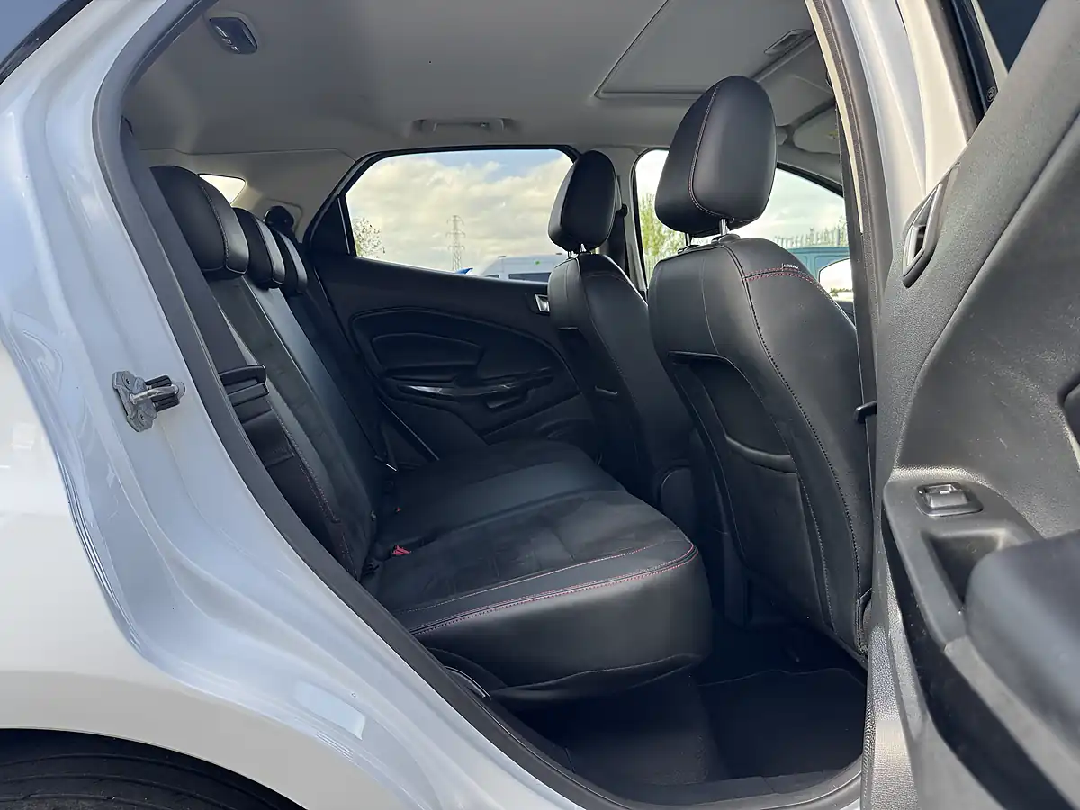 Used 2018 Ford Ecosport ST-Line White - Interior and Exterior details 12