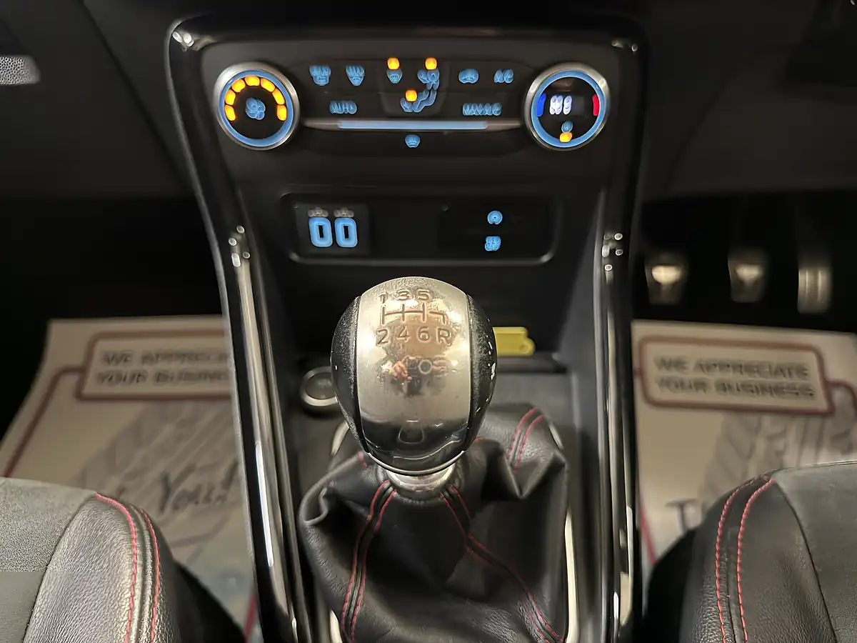 Used 2018 Ford Ecosport ST-Line White - Interior and Exterior details 9