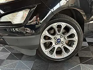 Used 2018 Ford Ecosport Titanium Black - Interior and Exterior details 10