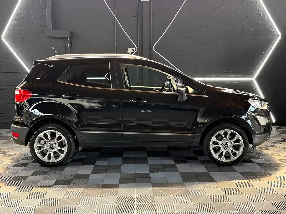 Used 2018 Ford Ecosport Titanium Black - Interior and Exterior details 15