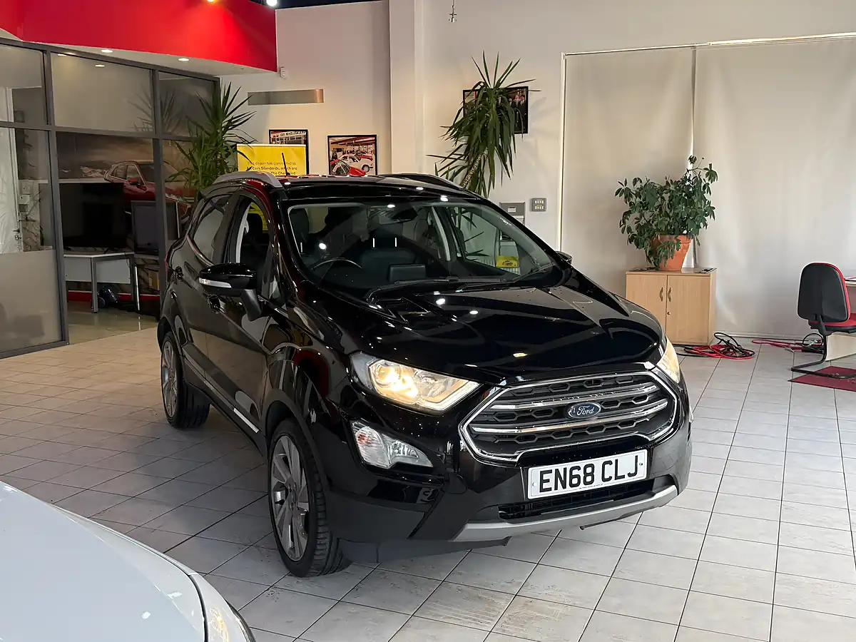 Used 2018 Ford Ecosport Titanium Black - Interior and Exterior details 2