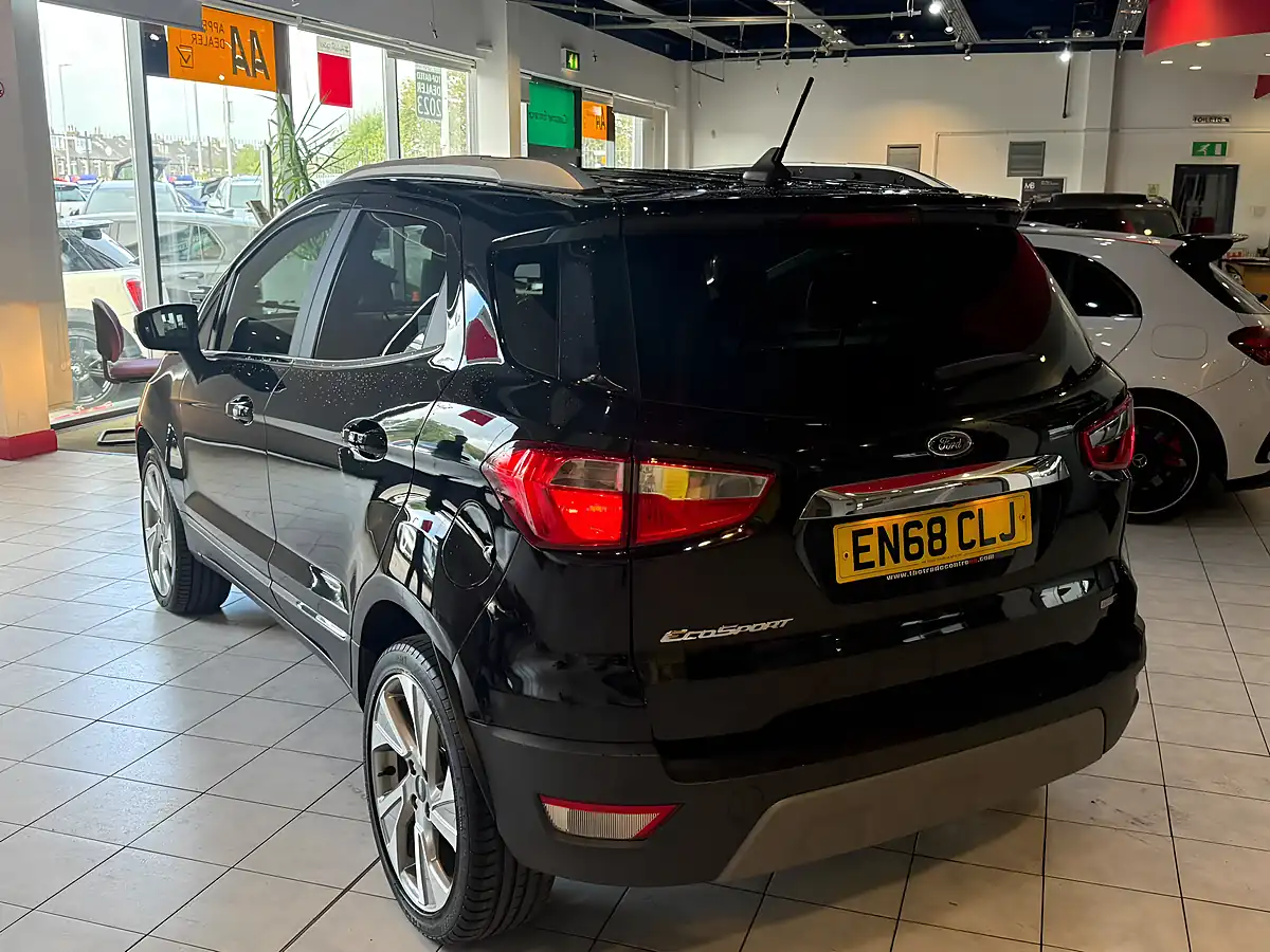 Used 2018 Ford Ecosport Titanium Black - Interior and Exterior details 9