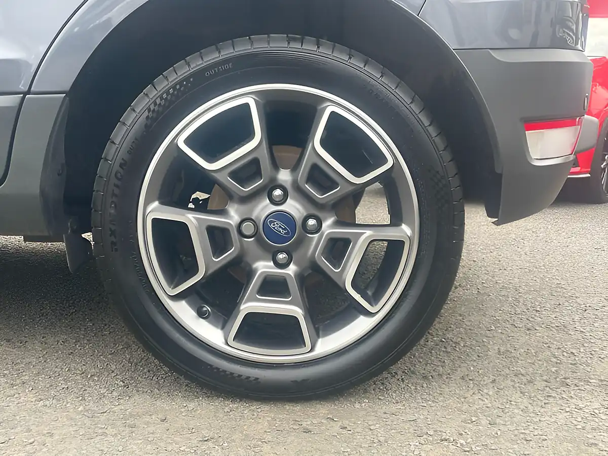 Used 2018 Ford Ecosport Titanium Grey - Interior and Exterior details 5