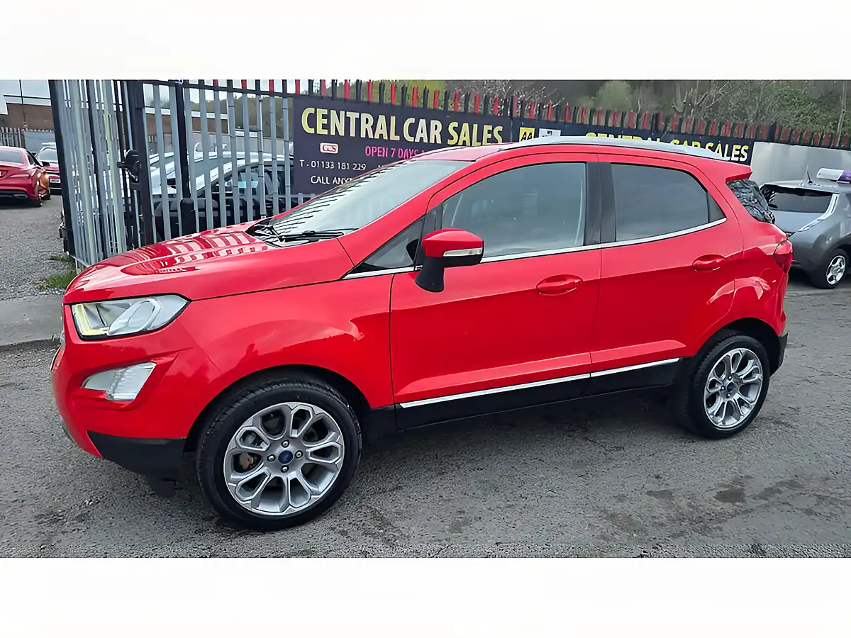 Used 2018 Ford Ecosport Titanium Red - Interior and Exterior details 10
