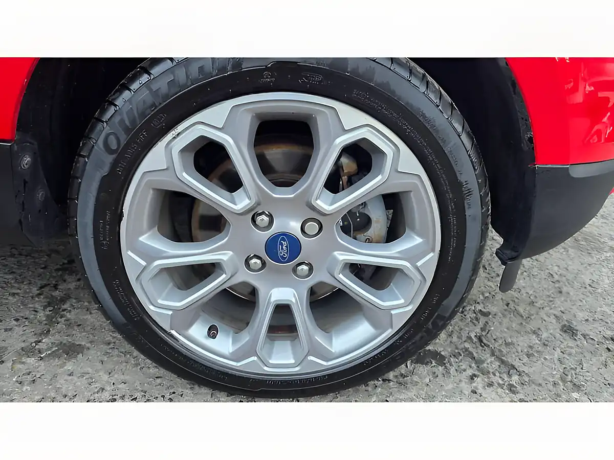 Used 2018 Ford Ecosport Titanium Red - Interior and Exterior details 19