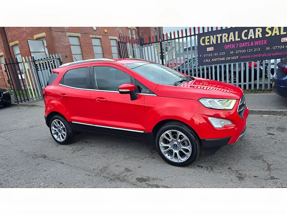 Used 2018 Ford Ecosport Titanium Red - Interior and Exterior details 4