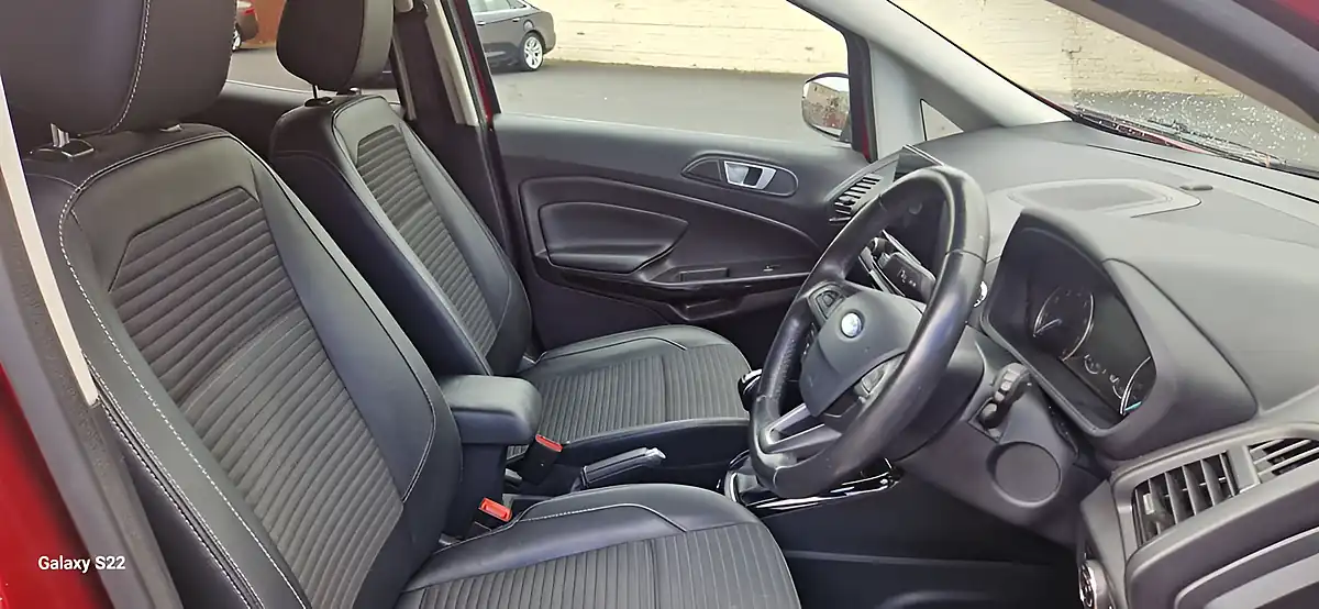 Used 2018 Ford Ecosport Titanium Red - Interior and Exterior details 13