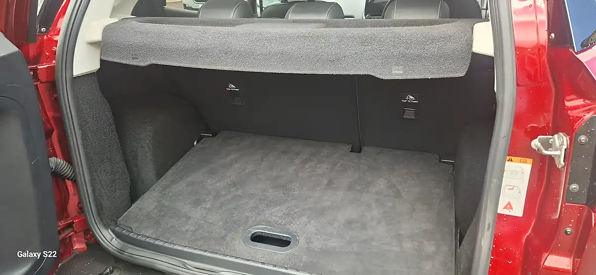 Used 2018 Ford Ecosport Titanium Red - Interior and Exterior details 19