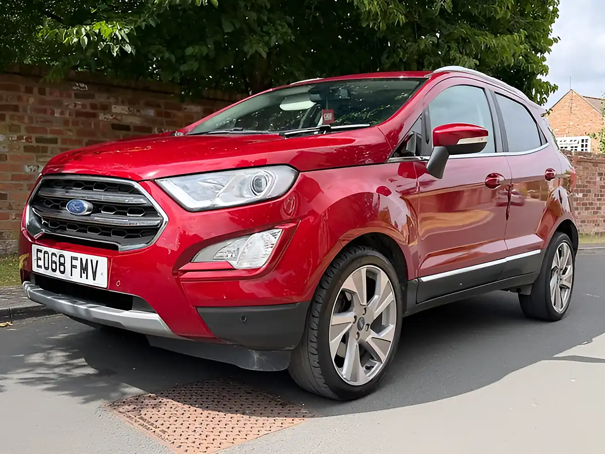 Used 2018 Ford Ecosport Titanium Red - Front View