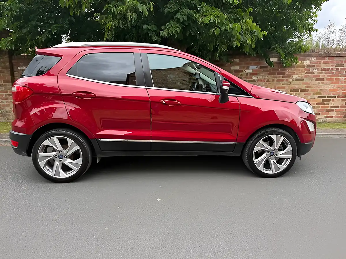 Used 2018 Ford Ecosport Titanium Red - Interior and Exterior details 10