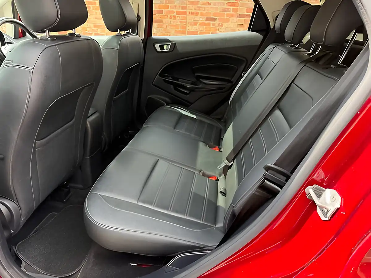 Used 2018 Ford Ecosport Titanium Red - Interior and Exterior details 16