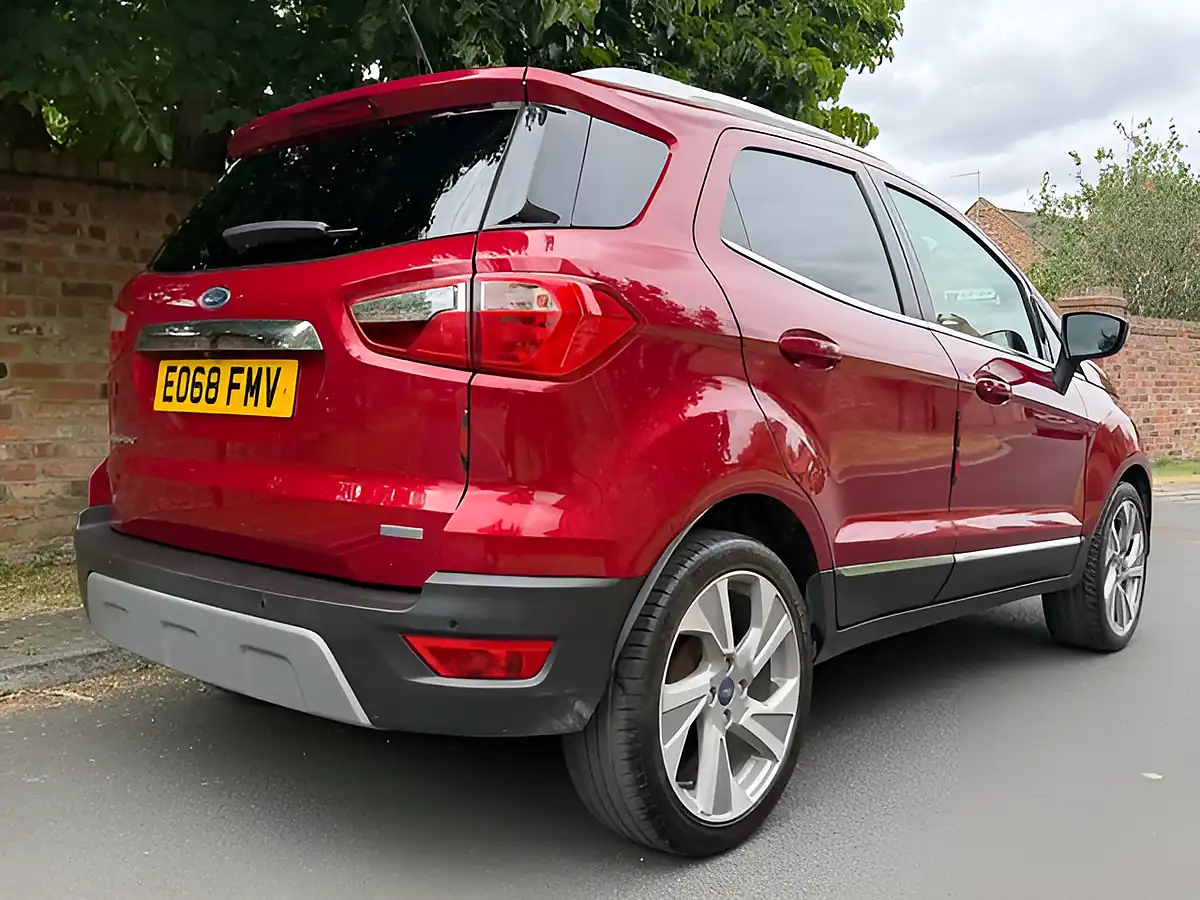 Used 2018 Ford Ecosport Titanium Red - Interior and Exterior details 4