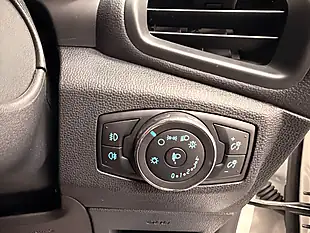 Used 2018 Ford Ecosport Titanium White - Interior and Exterior details 13