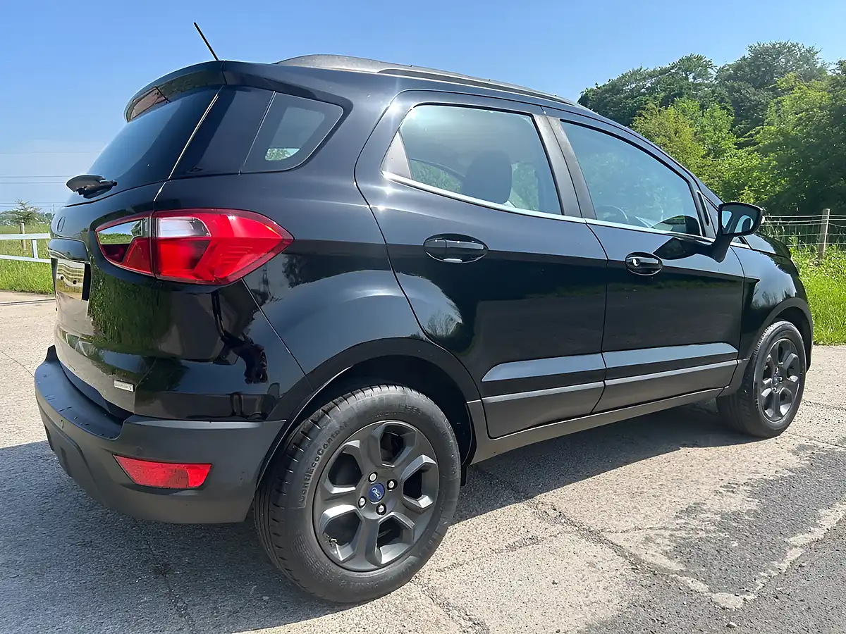 Used 2018 Ford Ecosport Zetec Black - Interior and Exterior details 3