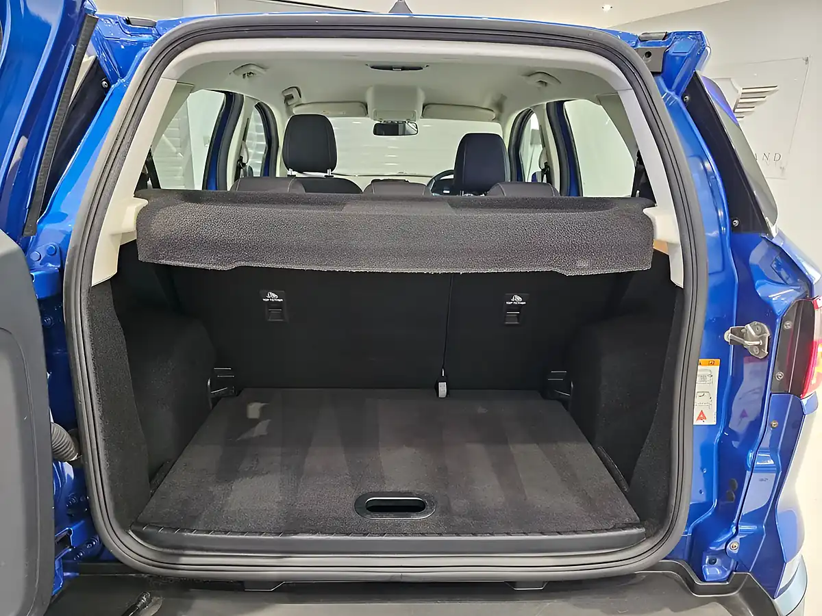 Used 2018 Ford Ecosport Zetec Blue - Interior and Exterior details 18