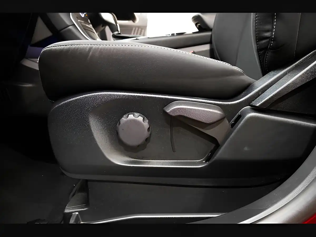 Used 2018 Ford Edge Sport Red - Interior and Exterior details 19