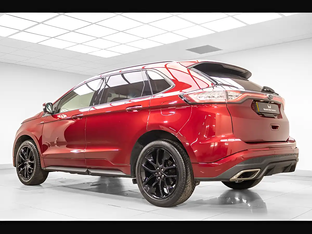 Used 2018 Ford Edge Sport Red - Interior and Exterior details 4