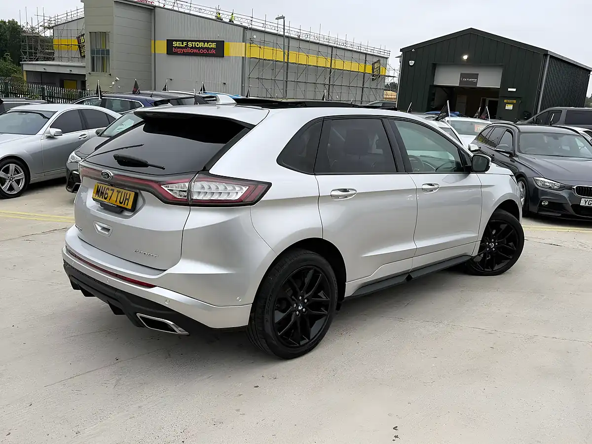 Used 2018 Ford Edge Sport Silver - Interior and Exterior details 10