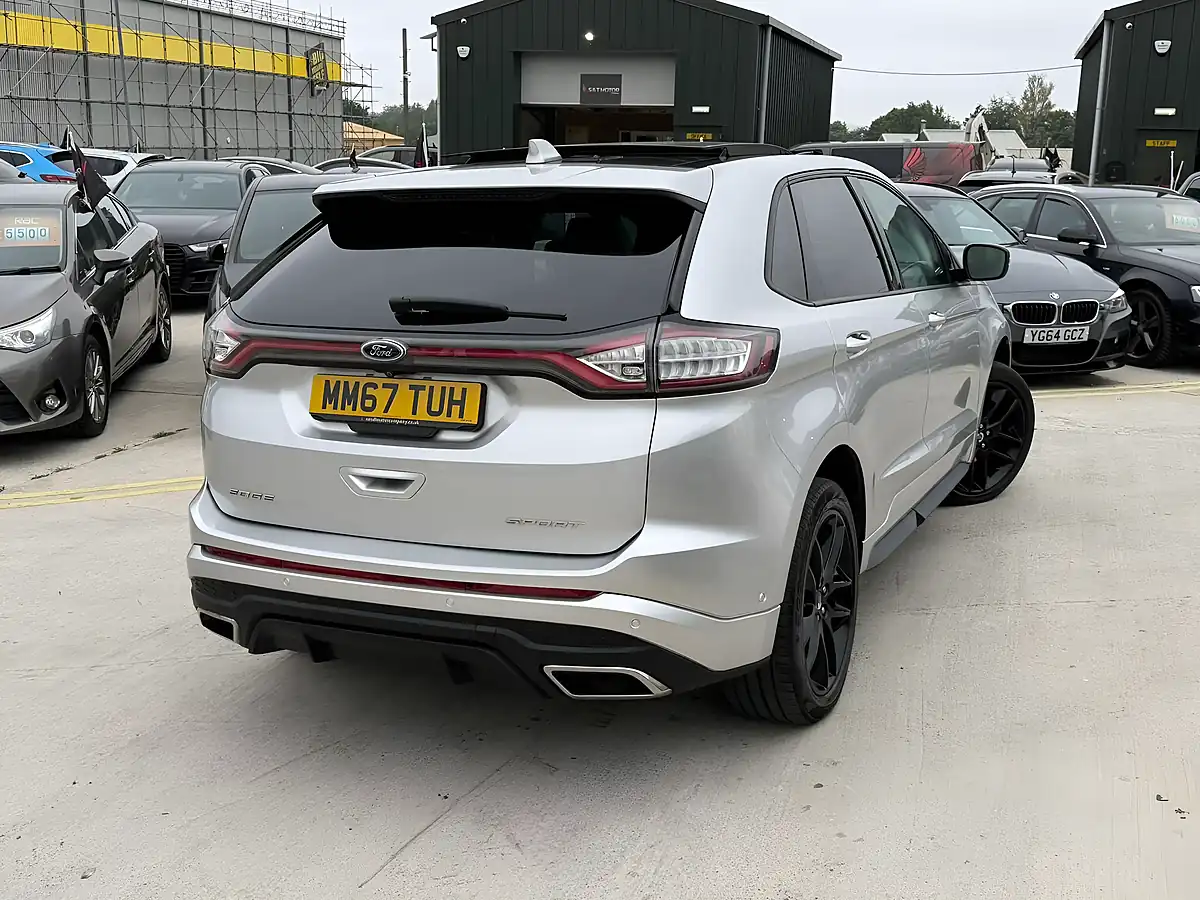 Used 2018 Ford Edge Sport Silver - Interior and Exterior details 11