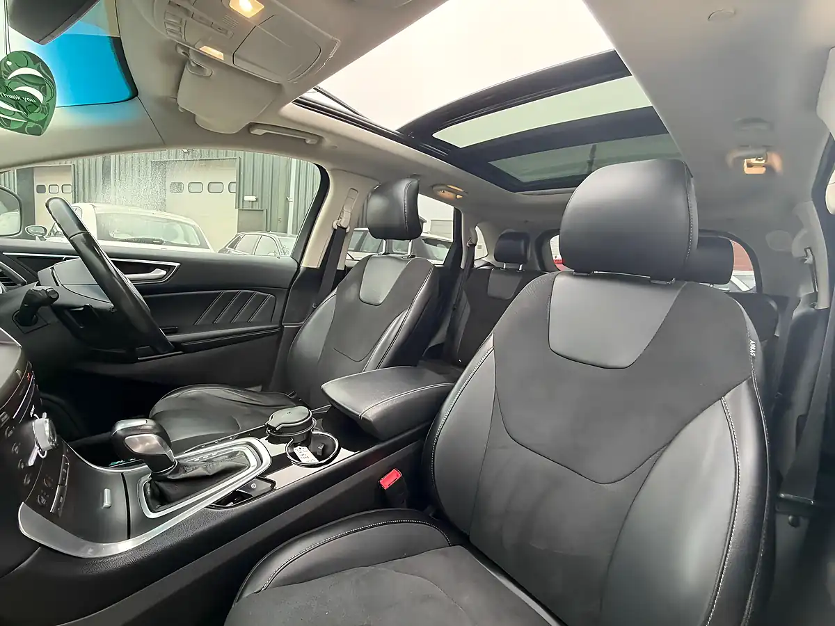 Used 2018 Ford Edge Sport Silver - Interior and Exterior details 18