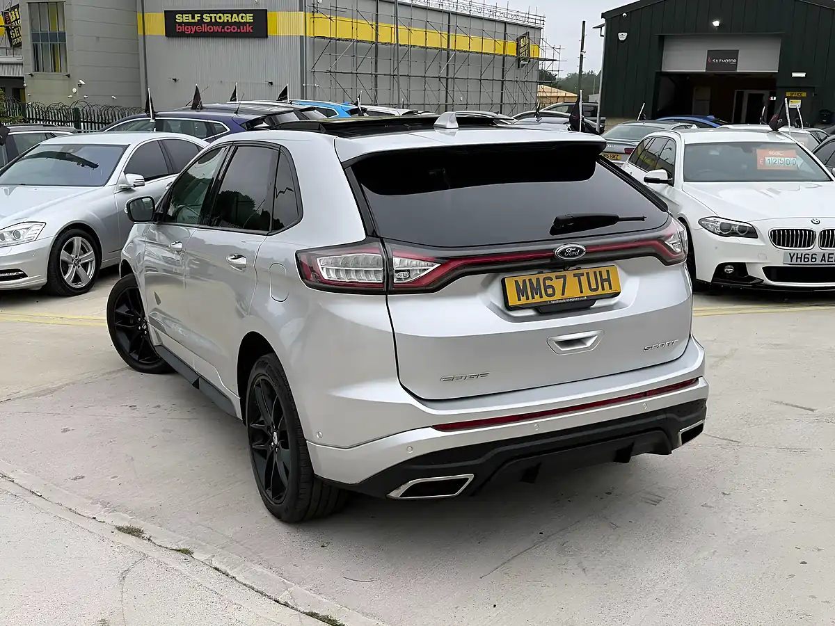 Used 2018 Ford Edge Sport Silver - Interior and Exterior details 4
