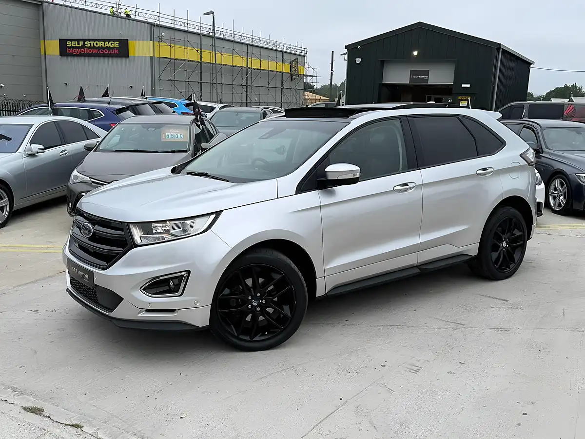 Used 2018 Ford Edge Sport Silver - Interior and Exterior details 6