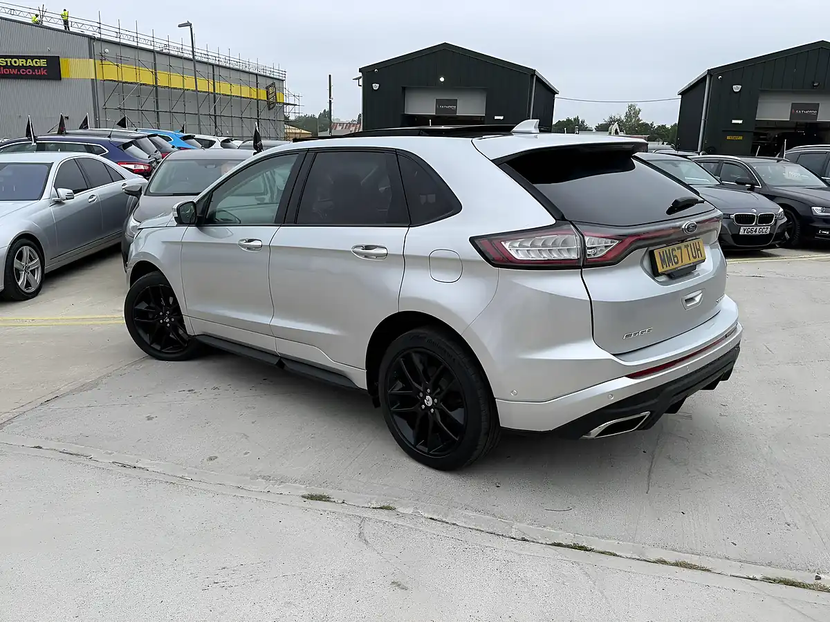 Used 2018 Ford Edge Sport Silver - Interior and Exterior details 7