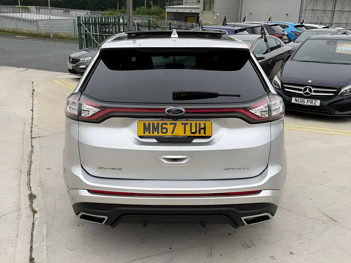 Used 2018 Ford Edge Sport Silver - Interior and Exterior details 9