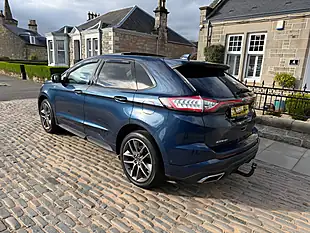 Used 2018 Ford Edge ST-Line Blue - Interior and Exterior details 15