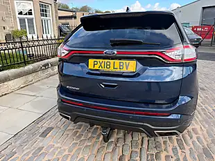 Used 2018 Ford Edge ST-Line Blue - Interior and Exterior details 7