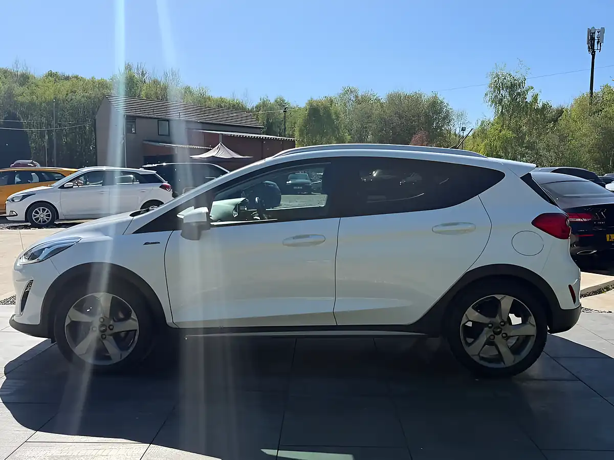 Used 2018 Ford Fiesta Active 1 White - Interior and Exterior details 6