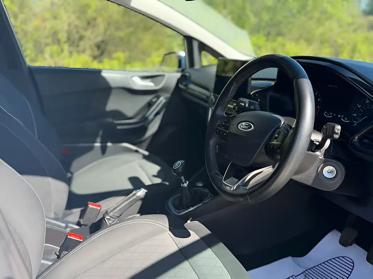Used 2018 Ford Fiesta Active 1 White - Interior and Exterior details 4