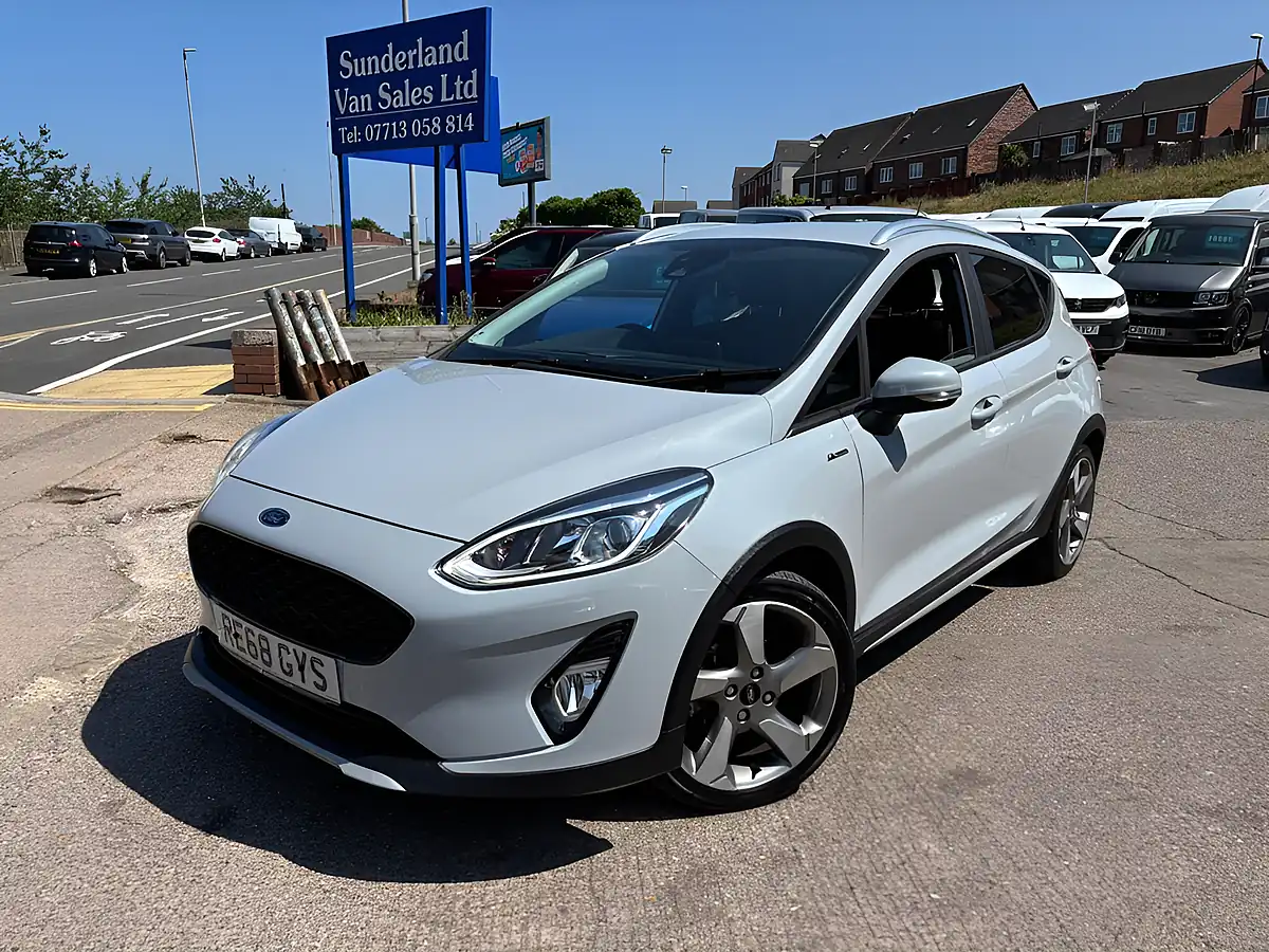 Used 2018 Ford Fiesta Active X Silver - Front View