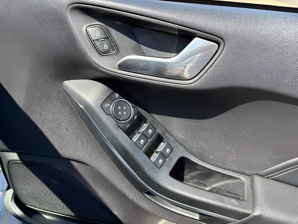 Used 2018 Ford Fiesta Active X Silver - Interior and Exterior details 12