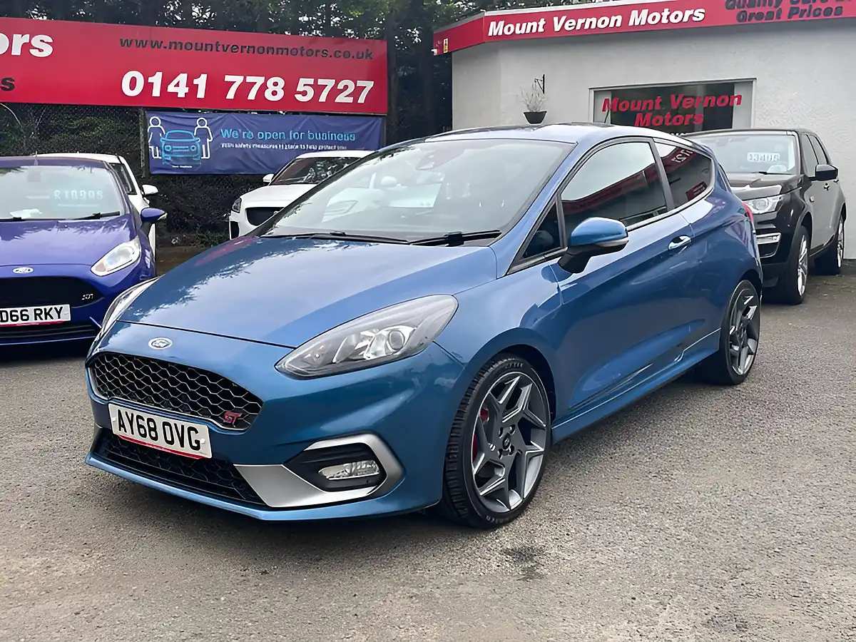Used 2018 Ford Fiesta ST-2 Blue - Interior and Exterior details 4