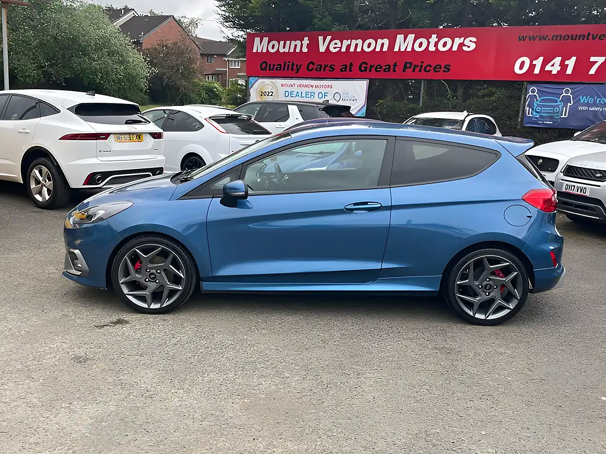 Used 2018 Ford Fiesta ST-2 Blue - Interior and Exterior details 5