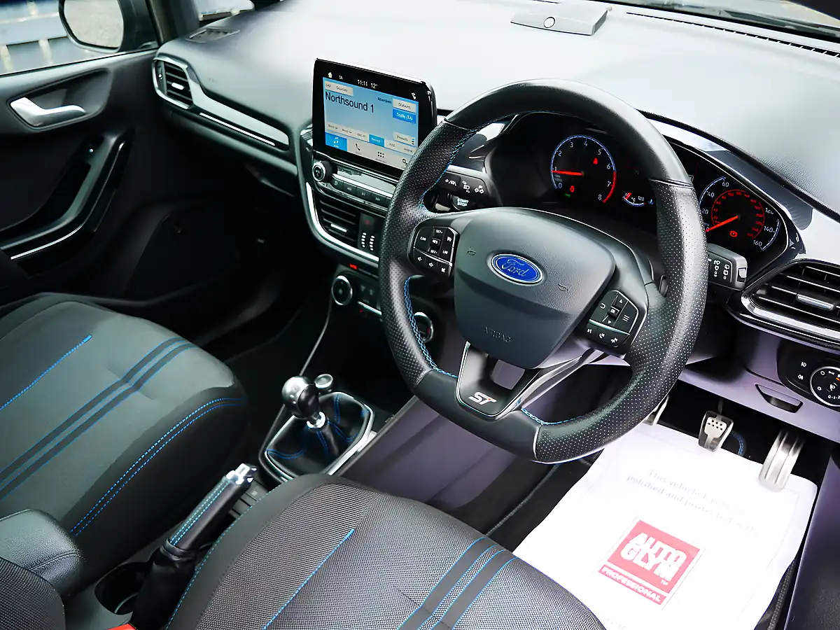 Used 2018 Ford Fiesta ST-2 Grey - Interior and Exterior details 10