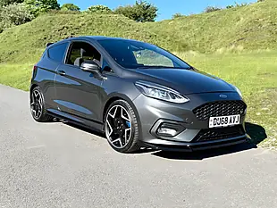 Used 2018 Ford Fiesta ST-2 Grey - Interior and Exterior details 10