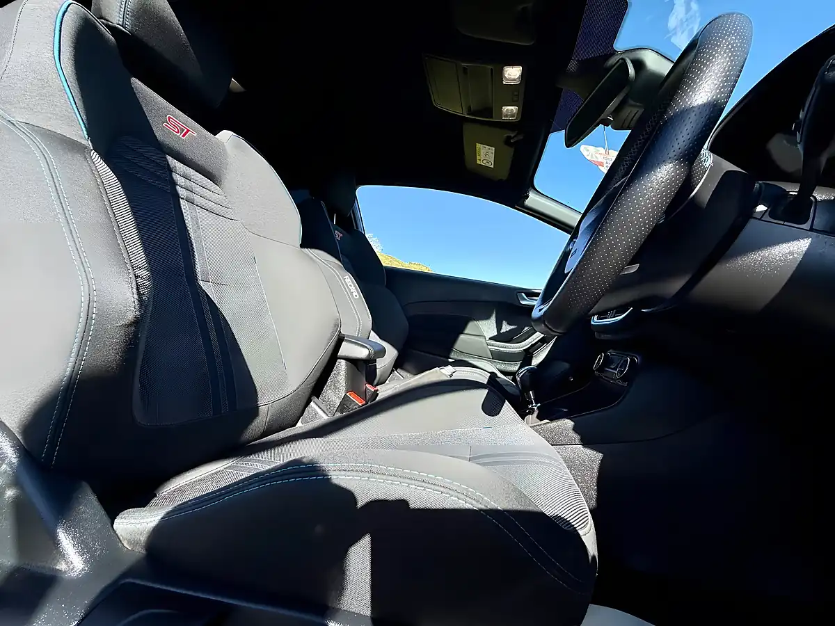 Used 2018 Ford Fiesta ST-2 Grey - Interior and Exterior details 15