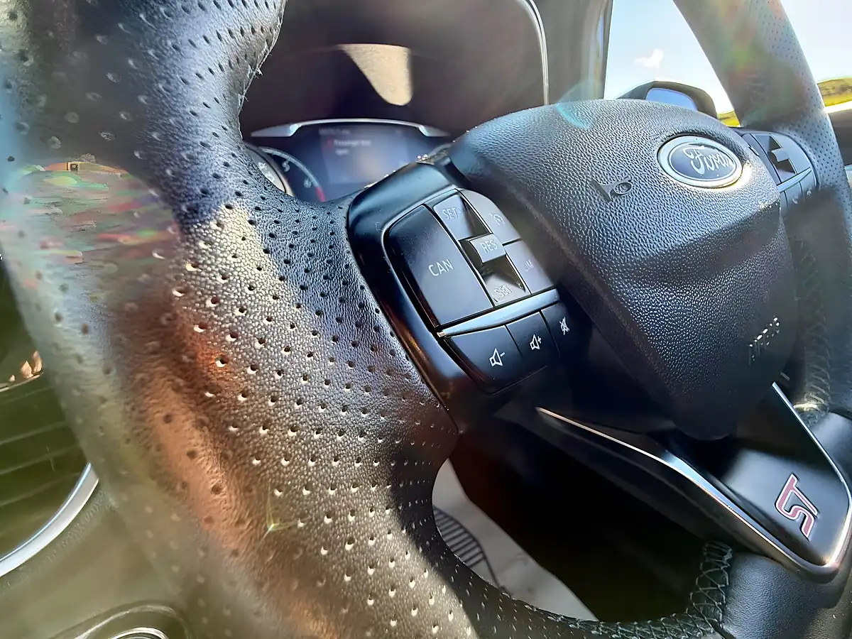 Used 2018 Ford Fiesta ST-2 Grey - Interior and Exterior details 19