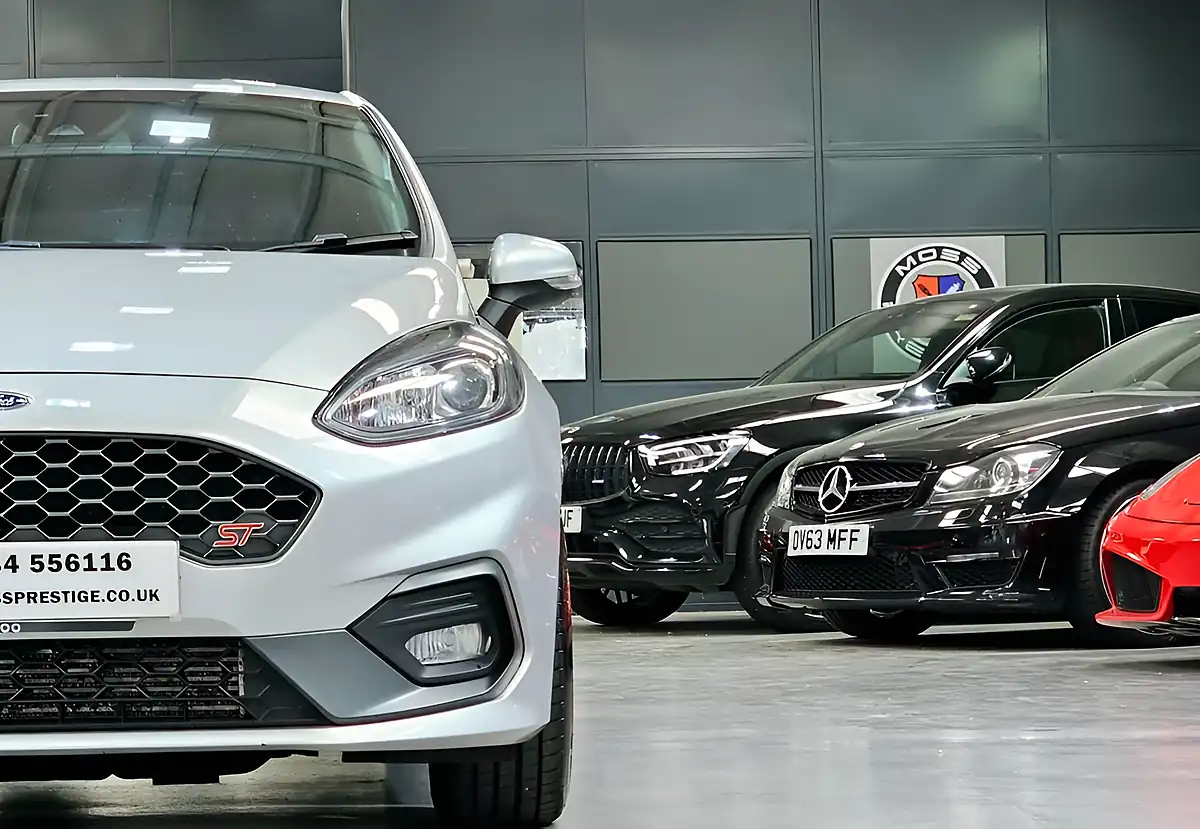 Used 2018 Ford Fiesta ST-2 Silver - Interior and Exterior details 10