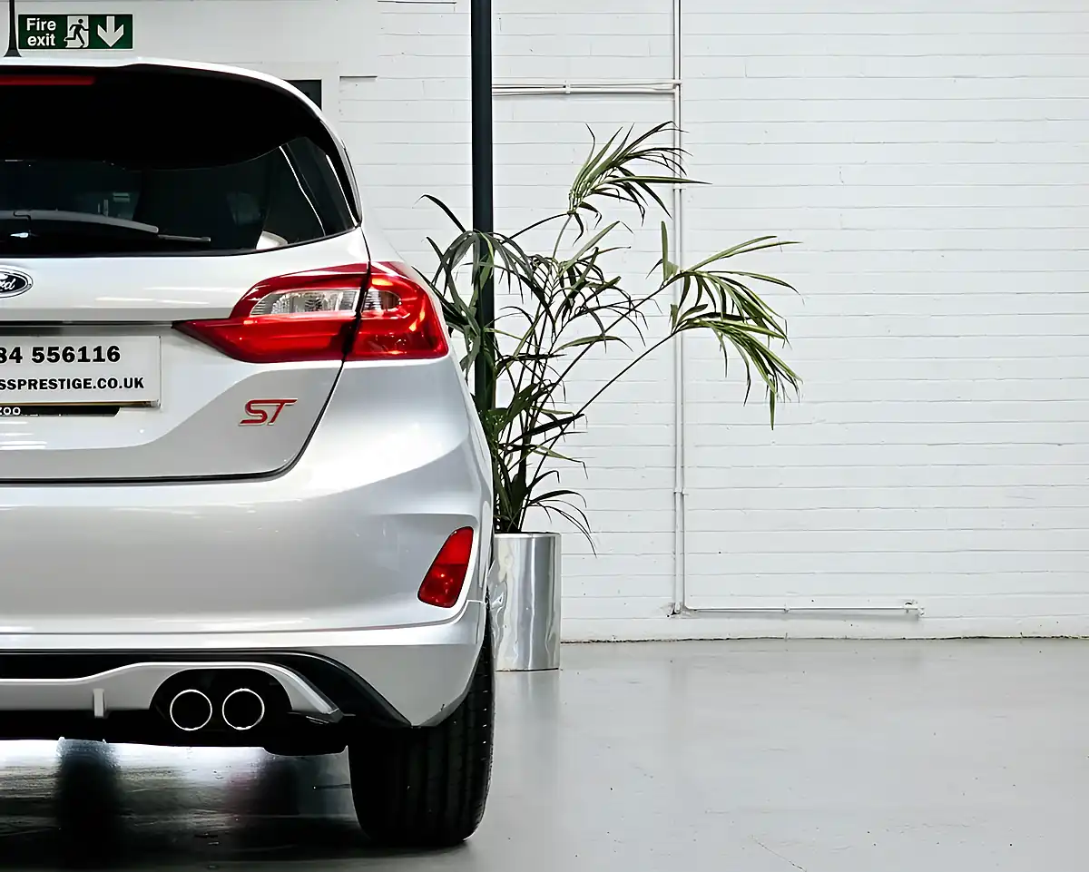 Used 2018 Ford Fiesta ST-2 Silver - Interior and Exterior details 11