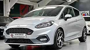 Used 2018 Ford Fiesta ST-2 Silver - Interior and Exterior details 17